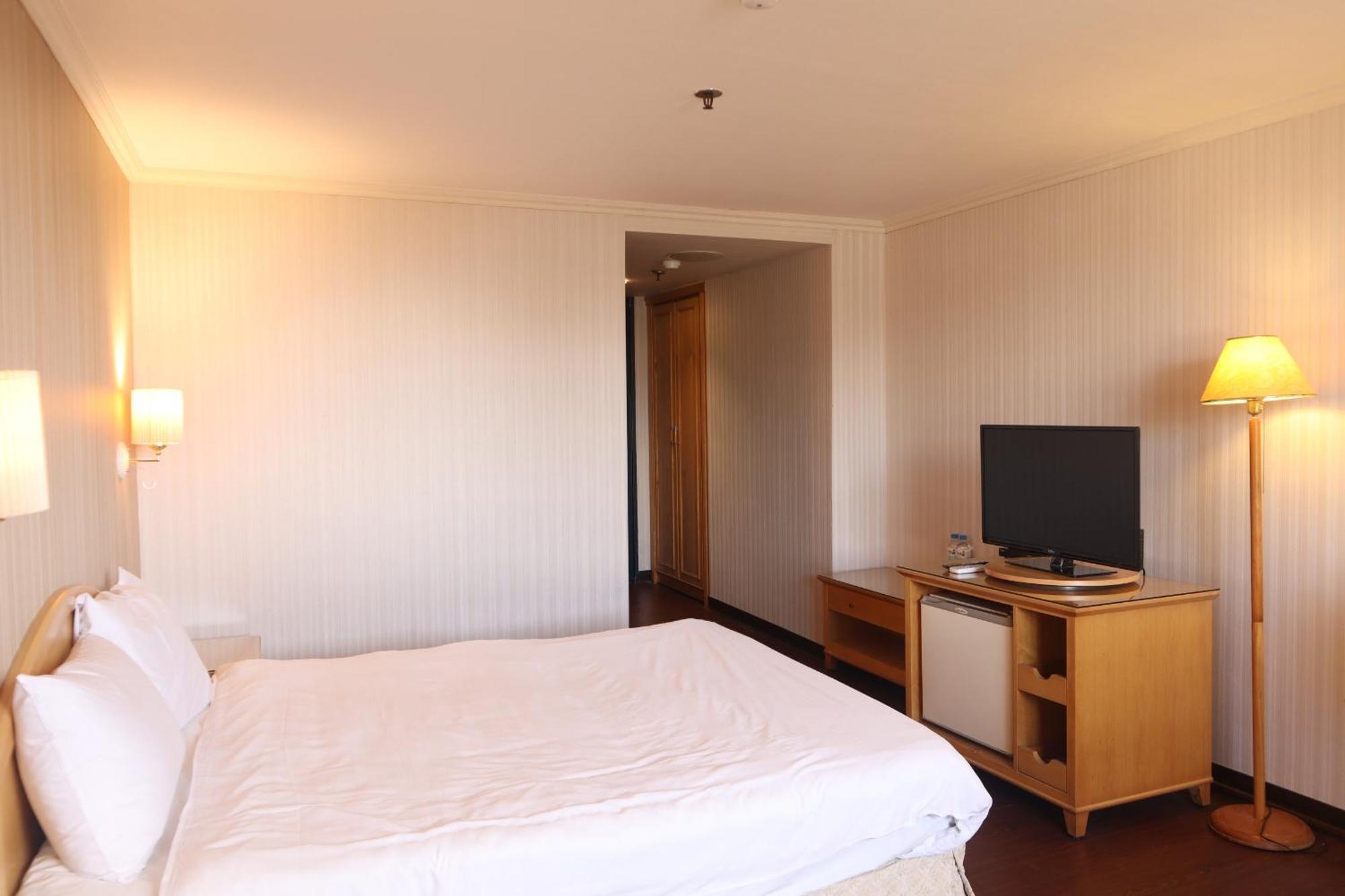 Hermes Hotel Xinzhu Zewnętrze zdjęcie